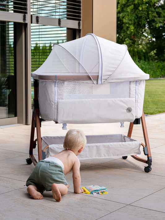 Versatile 4-in-1 Baby Crib – Bassinet, Travel & Day Bed with Mosquito Net